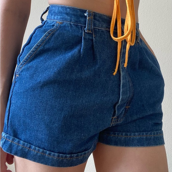 23-24” High waist denim shorts - Picture 2 of 7